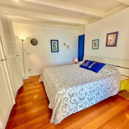 Gama With Private Garden In Villa